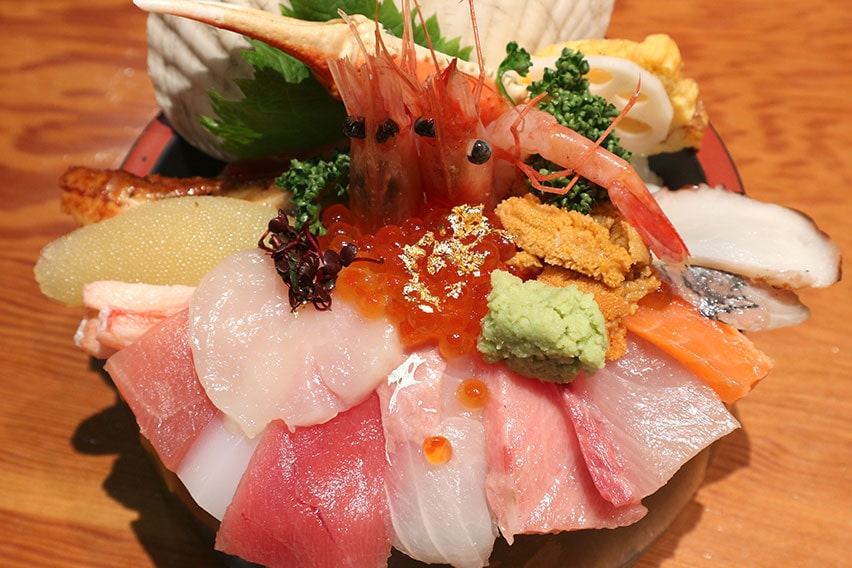 Kanazawa Gourmet: Seafood bowl