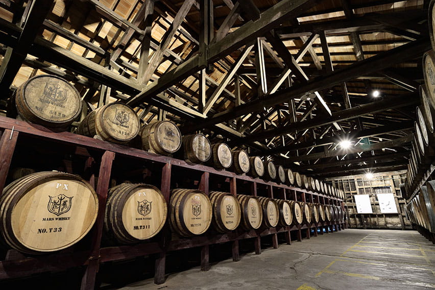 Whisky distillery tour