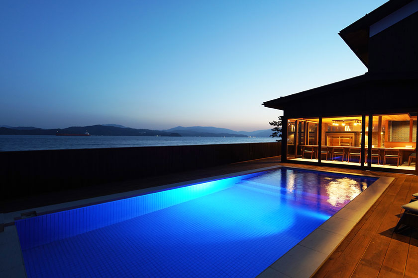 Auberge Villa<br>
(recommended) –<br>
boutique stay with fine dining