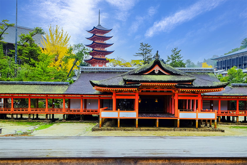 Hiroshima →<br>
Osaka